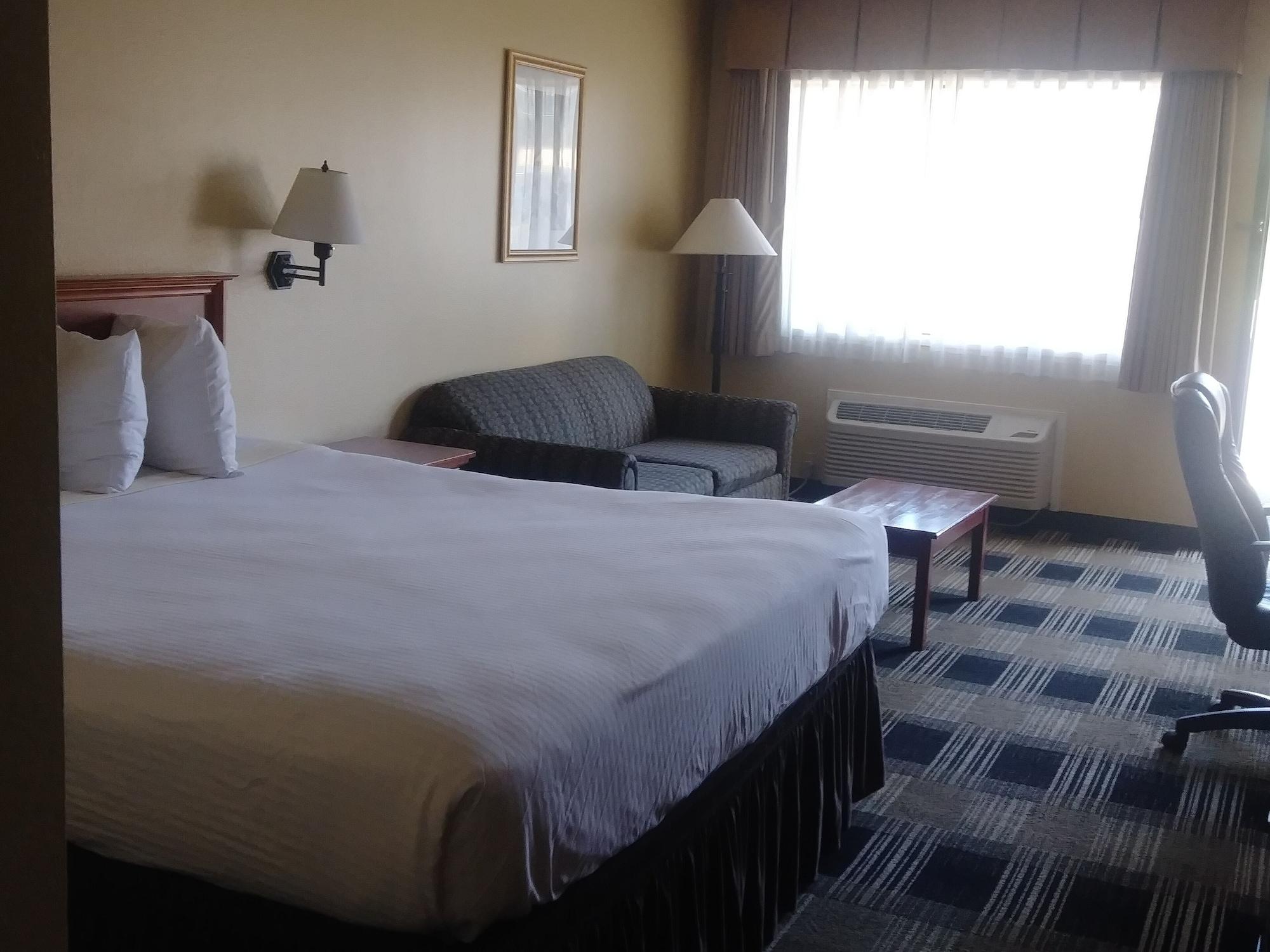 Oakridge Inn & Suites Exteriör bild