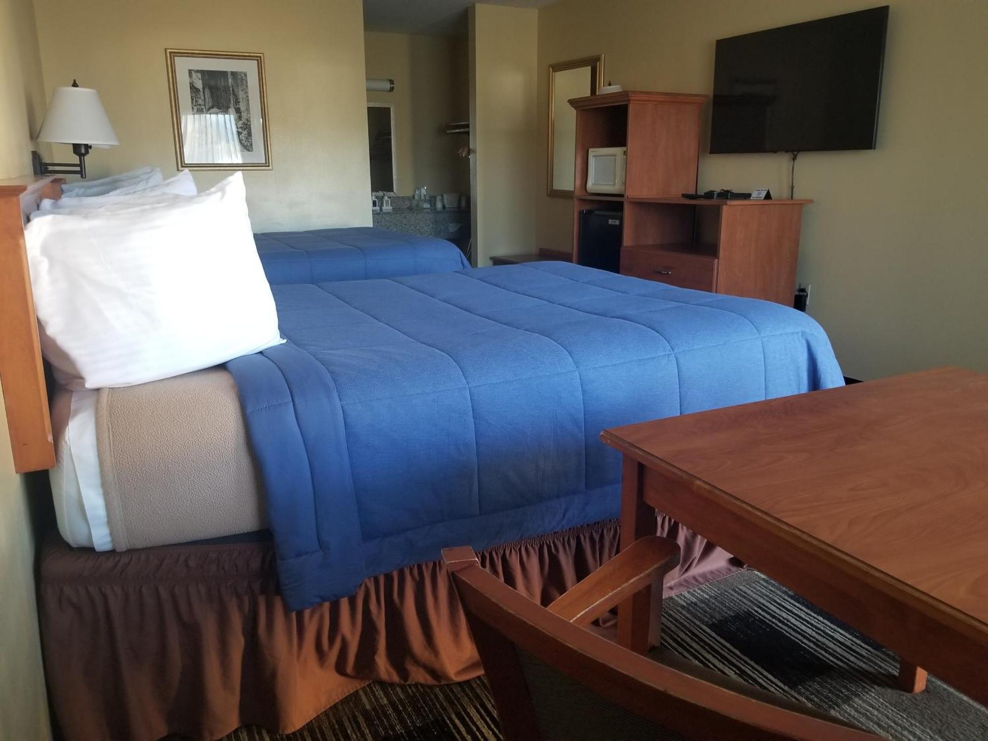 Oakridge Inn & Suites Exteriör bild